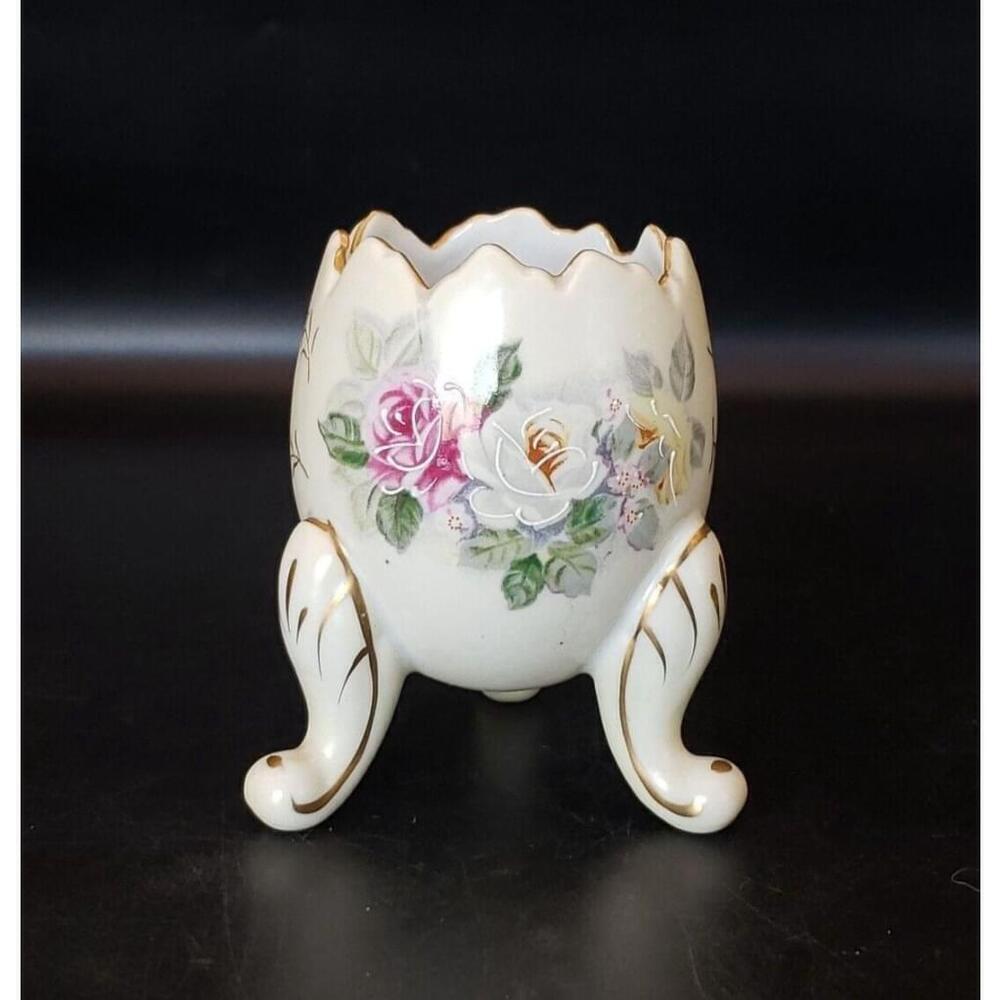 VINTAGE INARCO GOLD TRIM AND ROSES FOOTED EGG VASE E-116/S